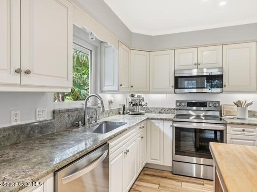 1240 40th Avenue, Vero Beach, FL 32968