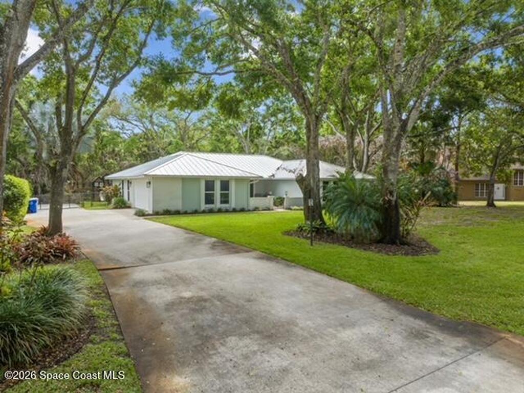 1240 40th Avenue, Vero Beach, FL 32968