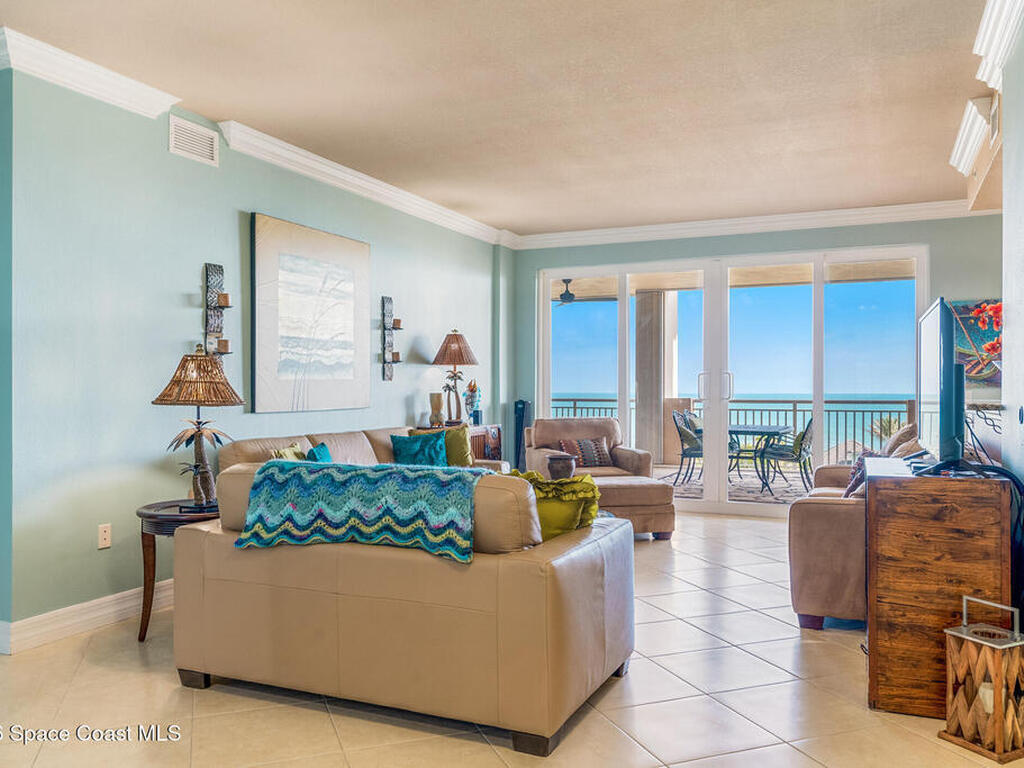 140 Warsteiner Way, Melbourne Beach, FL 32951