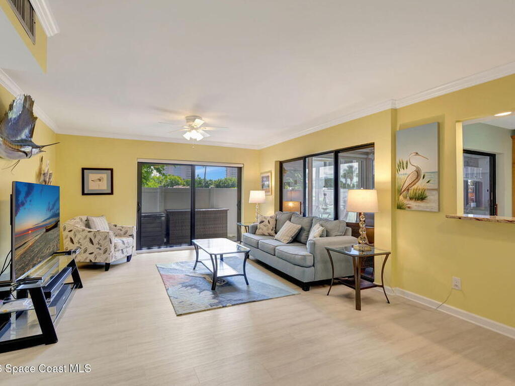 3209 S Lakeview Circle, Fort Pierce, FL 34949