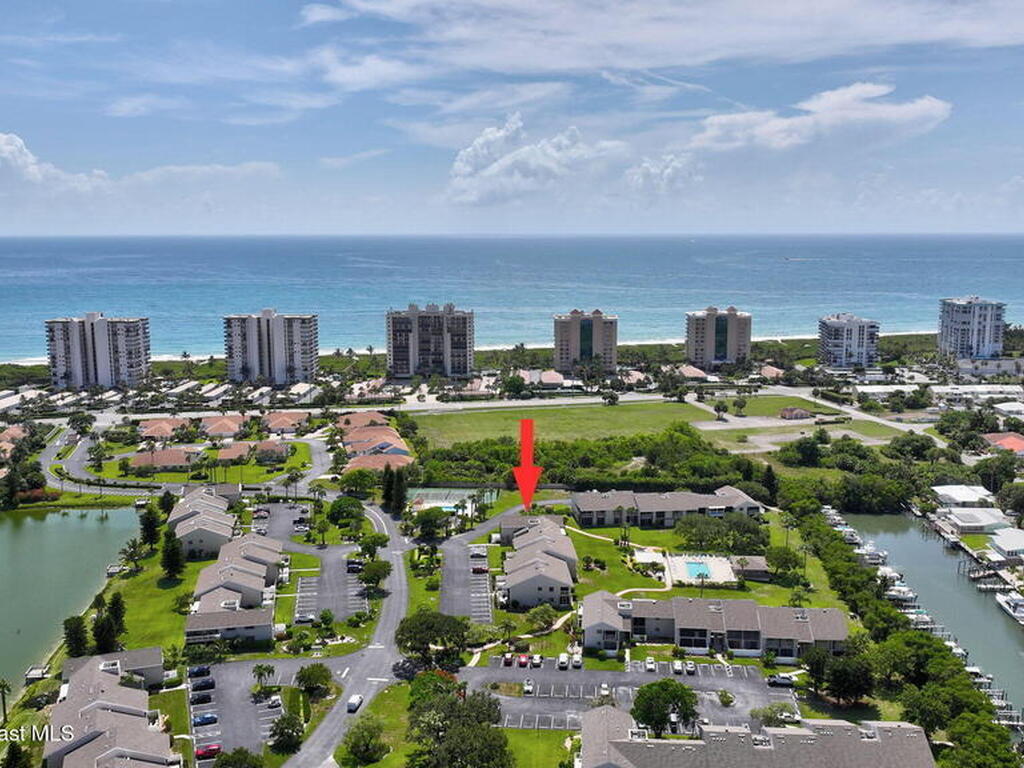 3209 S Lakeview Circle, Fort Pierce, FL 34949