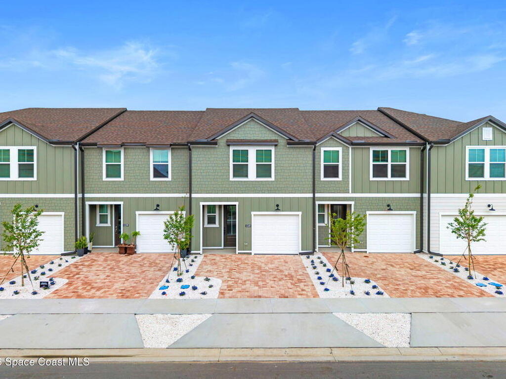 1249 Bluewater Lane, Rockledge, FL 32955