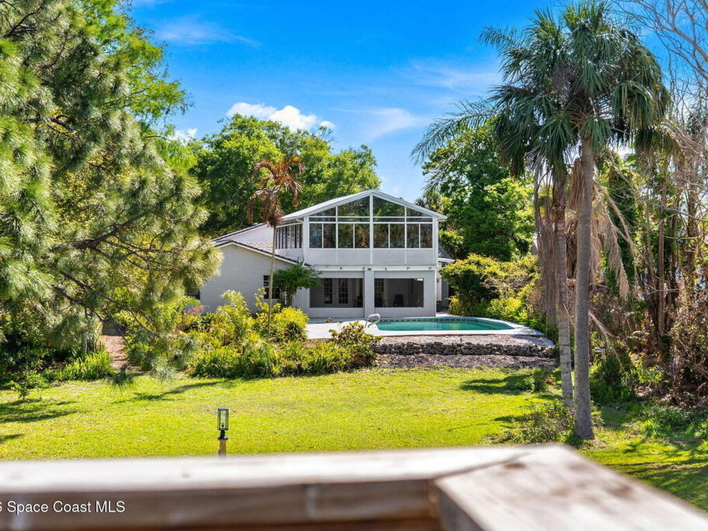 975 Oak Street, Merritt Island, FL 32953