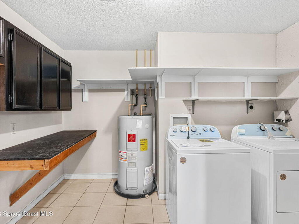 975 Oak Street, Merritt Island, FL 32953