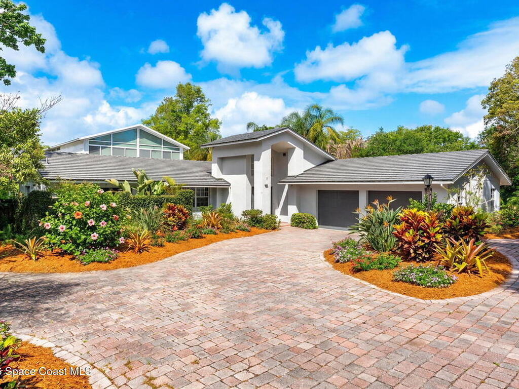 975 Oak Street, Merritt Island, FL 32953