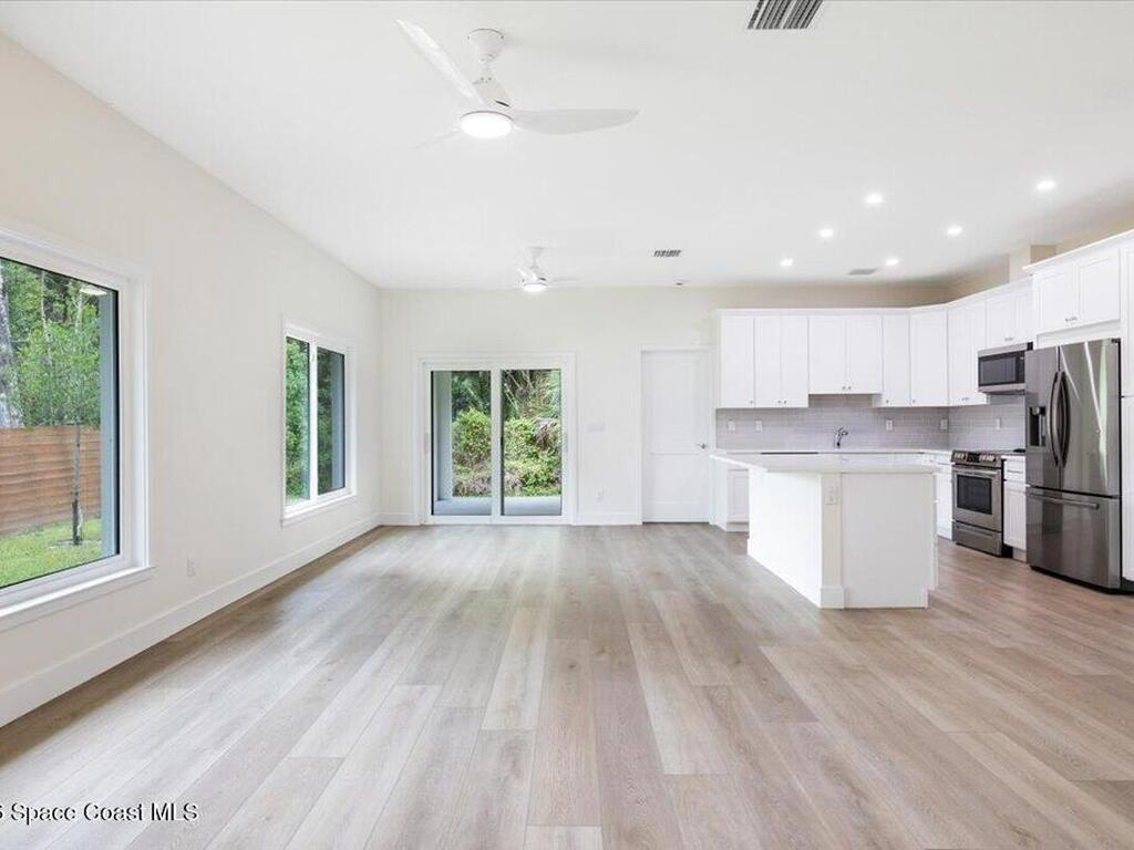 2376 28th Avenue, Vero Beach, FL 32968
