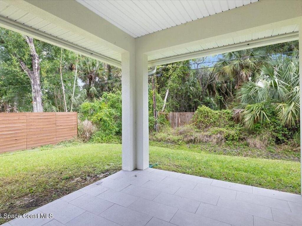 2376 28th Avenue, Vero Beach, FL 32968