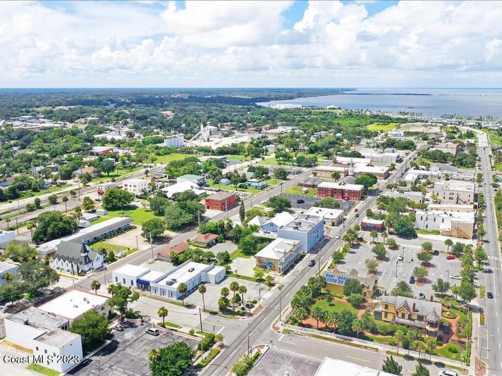 2250 S Hopkins Avenue, Titusville, FL 32780