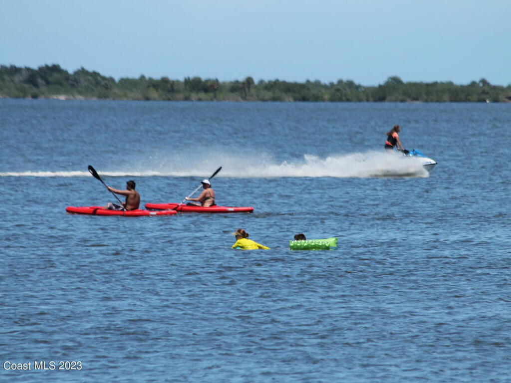 2250 S Hopkins Avenue, Titusville, FL 32780