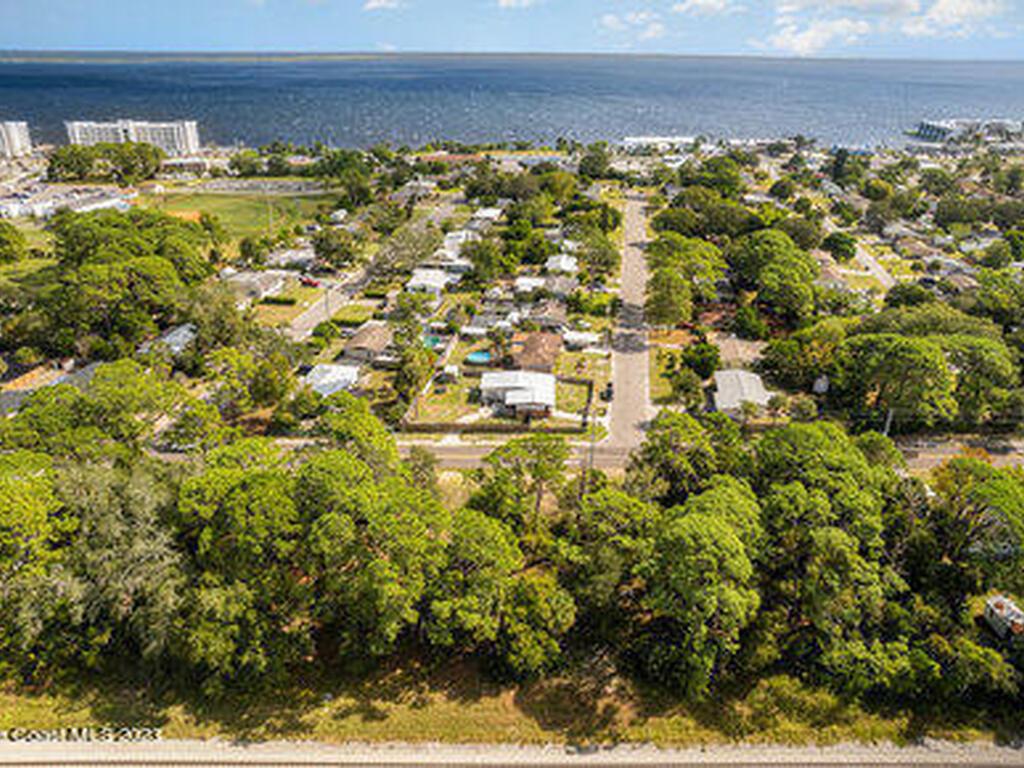 2250 S Hopkins Avenue, Titusville, FL 32780