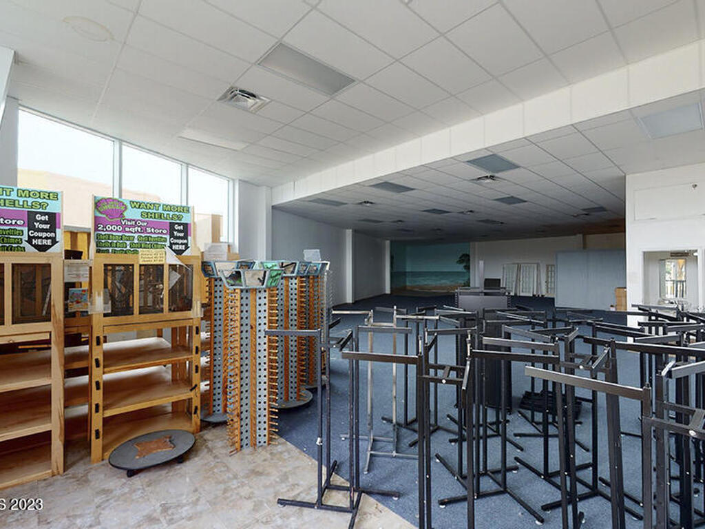 5240 N Atlantic Avenue, Cocoa Beach, FL 32931