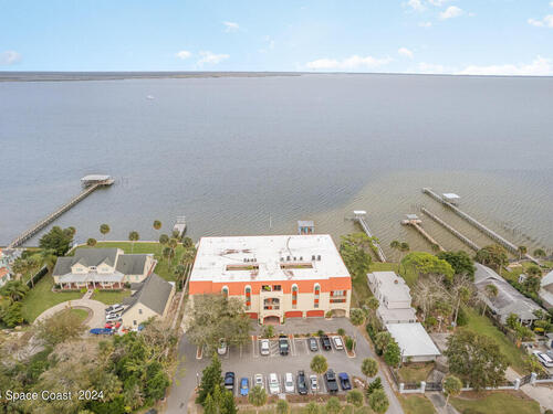 525 Indian River Avenue