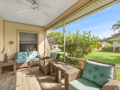 1810 Hawthorne Drive