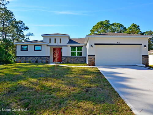 883 Parrotfish Street