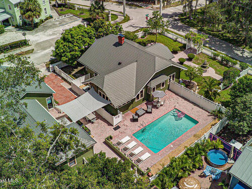 1296 Highland Avenue