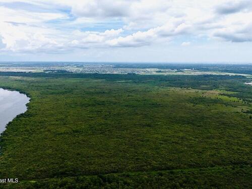 186.59 Acres Of Vacant Land