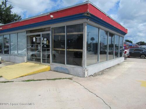 914 N Harbor City Boulevard