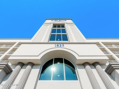 1825 Riverside Drive