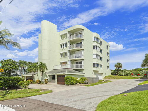 3031 S Atlantic Avenue, Cocoa Beach, FL 32931