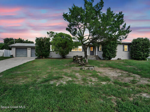 2203 S Peninsula Drive