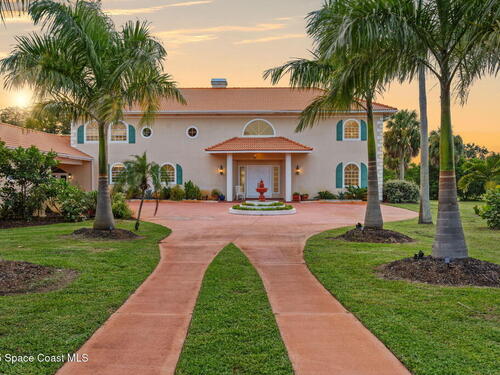 6007 N Tropical Trail