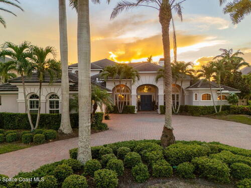 327 Lansing Island Drive, Indian Harbour Beach, FL 32937