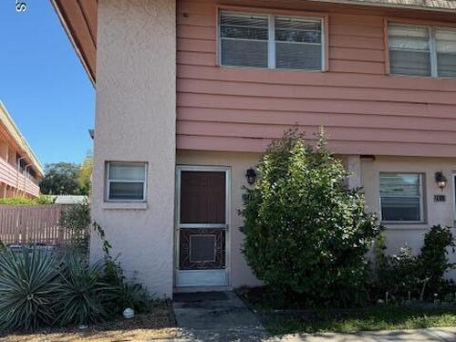 2511 Country Club Drive