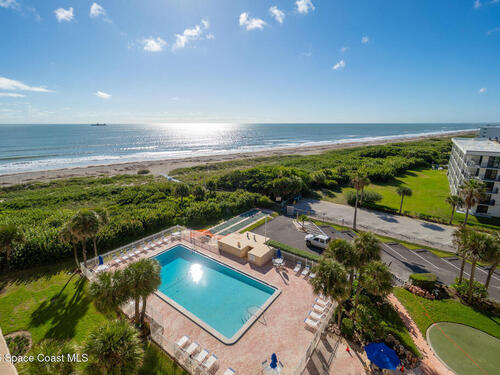 7520 Ridgewood Avenue, Cape Canaveral, FL 32920