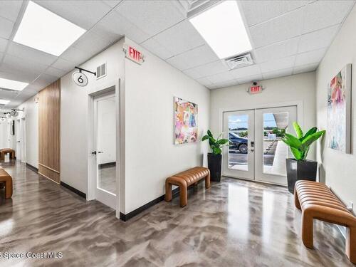 566 Barton Boulevard