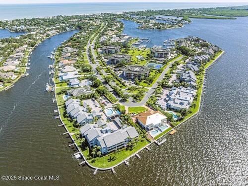 1821 Mooringline Drive