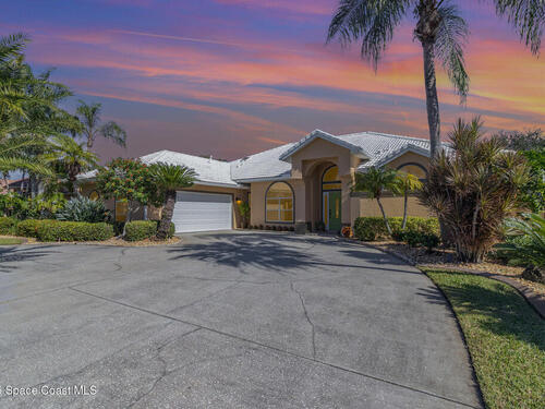 115 Island View Drive, Indian Harbour Beach, FL 32937