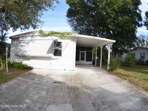 1056 Wren Circle