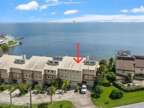 5087 Riveredge Drive