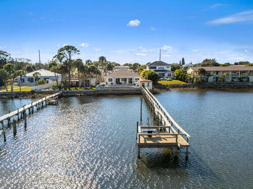 2189 Pineapple Avenue