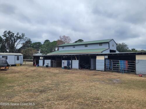 5400 Calamondin Avenue