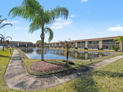 2135 N Courtenay Parkway