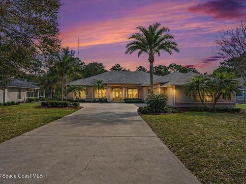 3625 Carriage Gate Drive