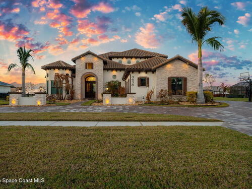 3638 Lake Adelaide Place