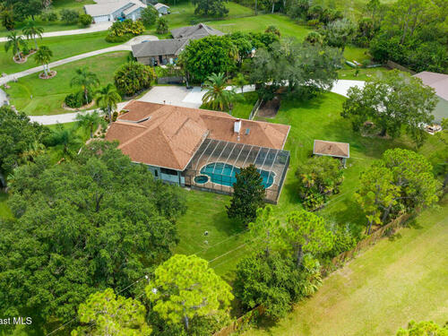 1711 Flamevine Place