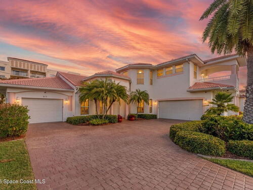 618 Manatee Bay Drive