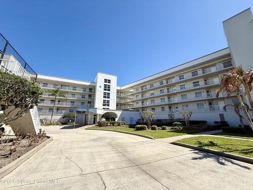 8700 Ridgewood Avenue, Cape Canaveral, FL 32920