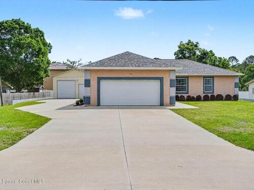 416 La Veta Drive