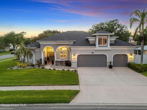 1146 Stockbridge Way